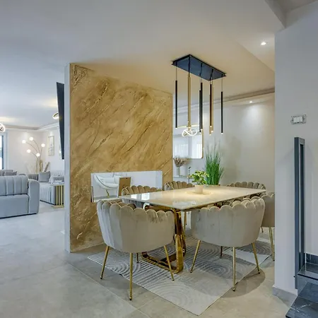 Samara With Pool - Happy * بولا