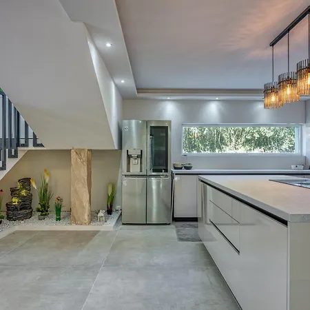 Samara With Pool - Happy Apartmán *