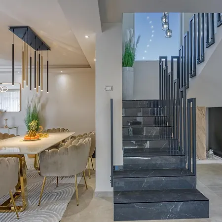 Apartmán Samara With Pool - Happy Pula