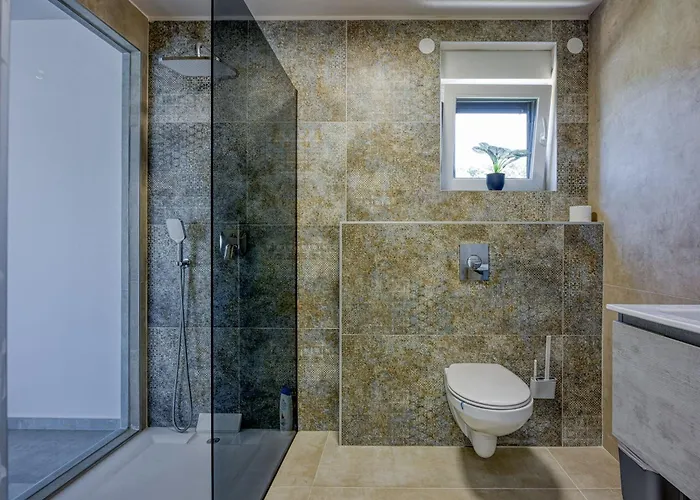 Lägenhet Samara With Pool - Happy Pula