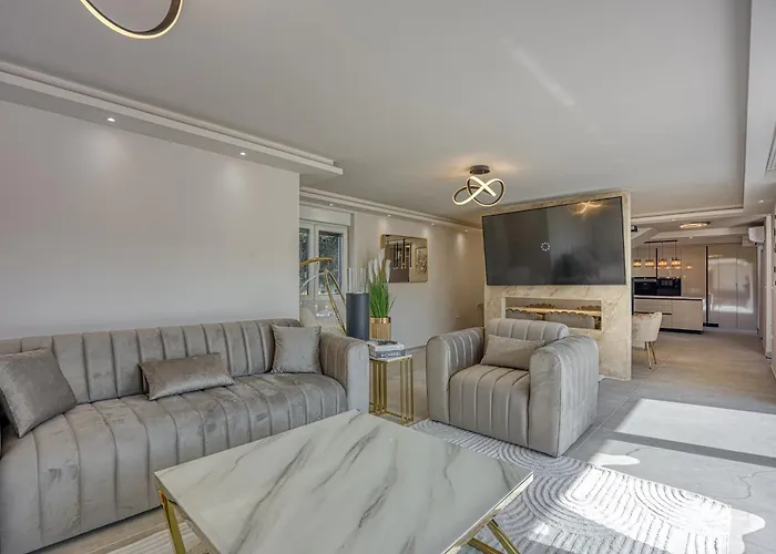 Apartment Samara With Pool - Happy *